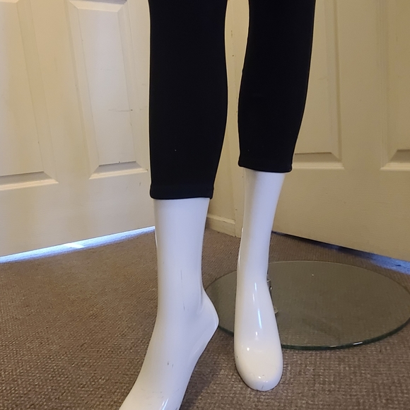 Banana Republic Ankle & Cropped Pants - Picture 4 of 4